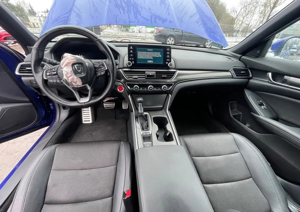 Honda Accord cena 59900 przebieg: 15105, rok produkcji 2019 z Mogielnica małe 121